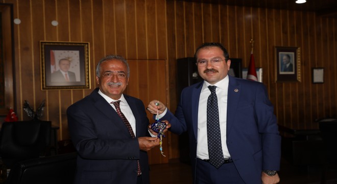 AK Parti'nin Erzurumlu İzmir Milletvekili Kırkpınar'dan Çomaklı'ya ziyaret 